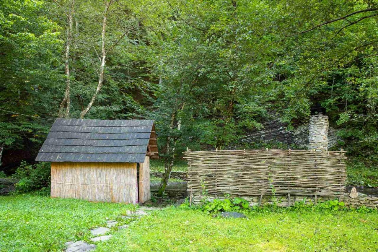 Villa Хатина Біля Потока à Lumshory Extérieur photo